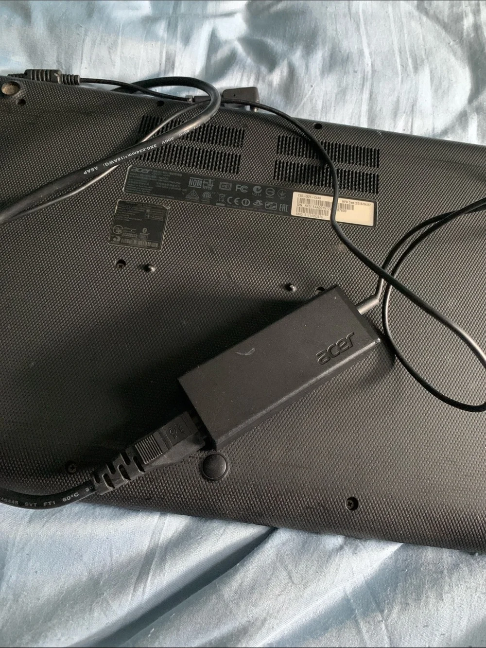 Acer Chromebook Laptop in gray with Charger